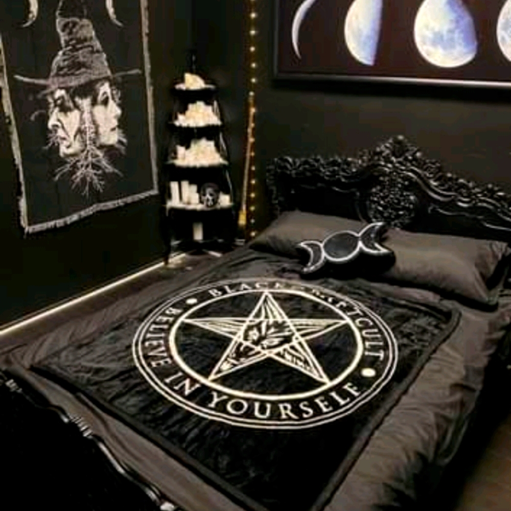 Tapestry/blanket